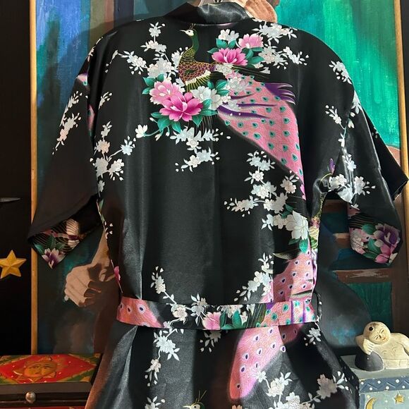 Vintage Floral Black and Pink Women's Satin Asian Robe Medium - Picture 6 of 16
